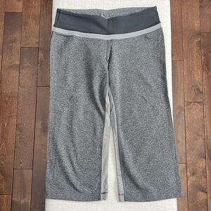Lululemon Athletica Heather Gray Capris with Charcoal Waistband
